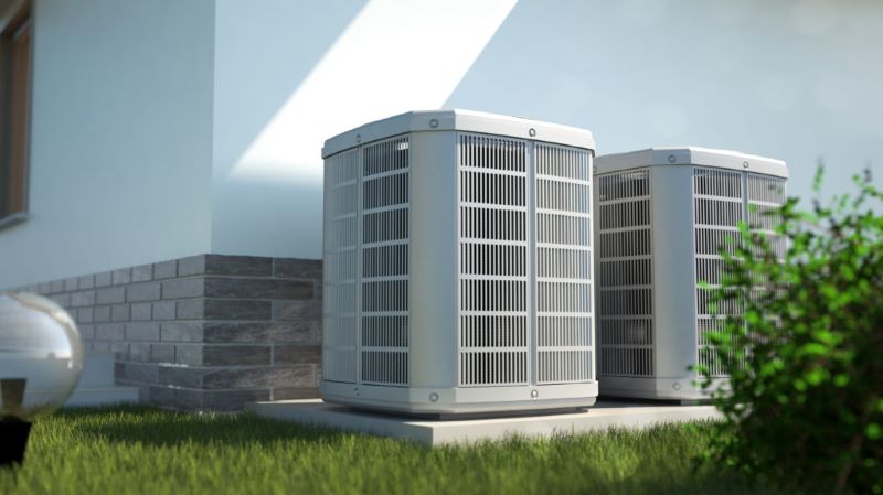 3 Possible Reasons Your Heat Pump in Hobe Sound, FL, Freezes Up