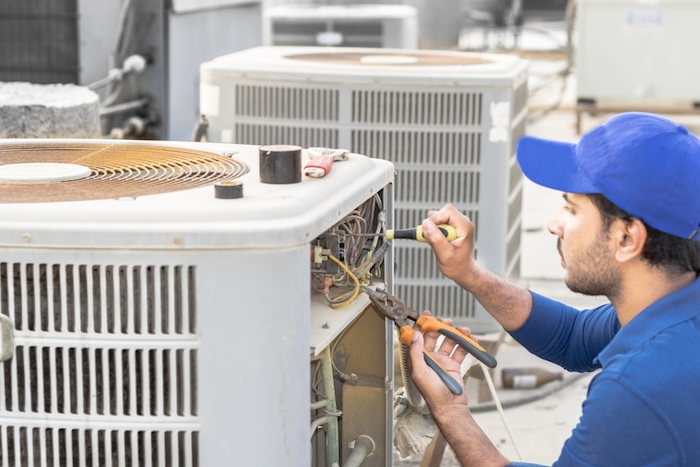 AC Maintenance in Hobe Sound, FL: Don’t Overlook It, Book It!